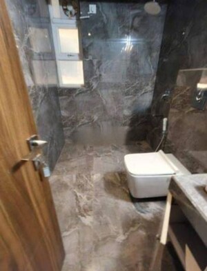 Bathroom in 4 BHK Apartment at Shalimar Belvedere Court, Gomti Nagar – for Rent
