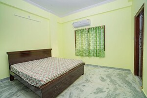 Bedroom in 3 BHK Apartment at Lakdi Ka Pul – for Rent