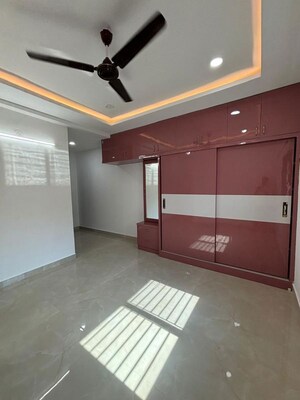 Room in 3 BHK Apartment at Lakdi Ka Pul – for Rent