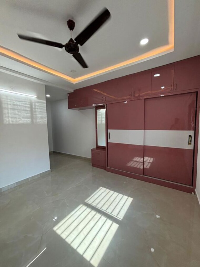 Room, lakdi ka pul 3 Bedroom 2000 Sq.Ft. Apartment In Lakdi Ka Pul Hyderabad 10368237