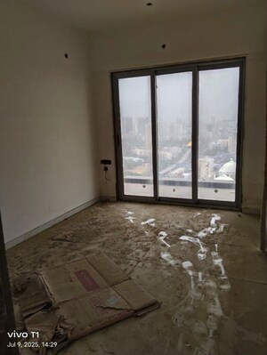 Room in  Apartment at Borivali West – for Sale