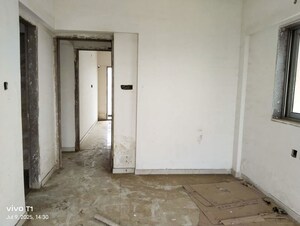 Room in  Apartment at Borivali West – for Sale