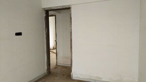 Room in  Apartment at Borivali West – for Sale