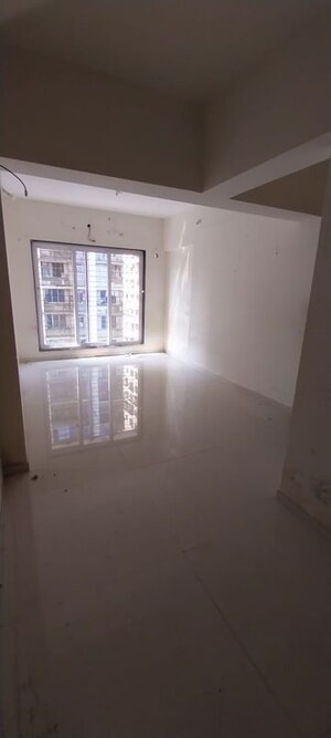 Room in  Apartment at Malad West – for Sale