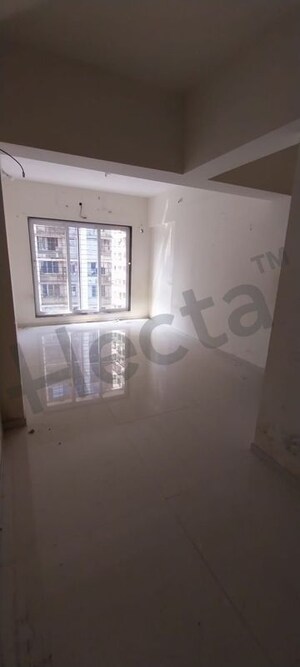Room in  Apartment at Malad West – for Sale