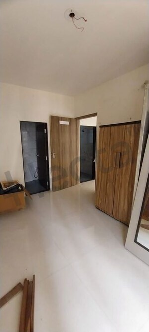 Room in  Apartment at Malad West – for Sale