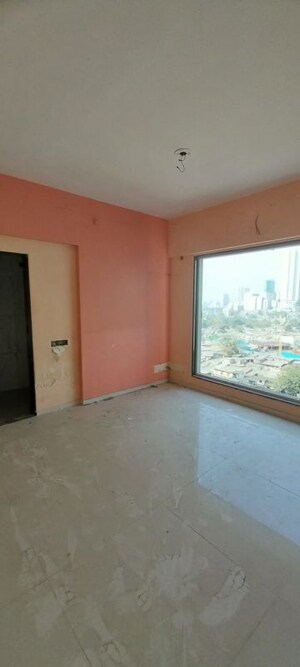 Room in  Apartment at Malad West – for Sale