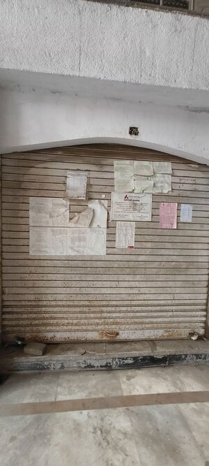 Bathroom in  Shop at Sagrampura – for Sale