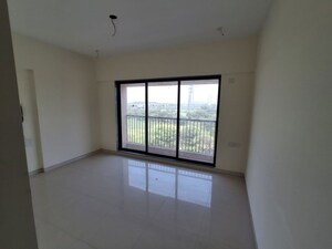 Room in 2 BHK Apartment at Mahindra Alcove, Chandivali – for Rent