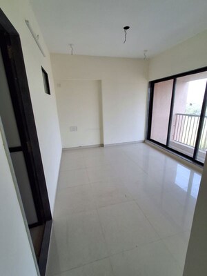 Room in 2 BHK Apartment at Mahindra Alcove, Chandivali – for Rent