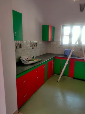 Team Area in 2 BHK Builder Floor at Laxman Chowk – for Rent