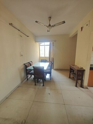 Living Room in 2 BHK Apartment at Seawoods – for Rent