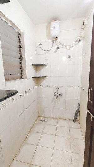 Bathroom in 1.5 BHK Apartment at Raghuveer Nagar – for Rent