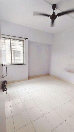 Bedroom in 1.5 BHK Apartment at Raghuveer Nagar – for Rent