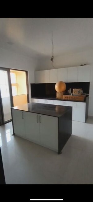 Kitchen in 4 BHK Apartment at Koregaon Park Annexe – for Sale