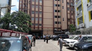  Shop – Exterior View View at Park Street - for Sale