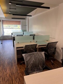 Office Space For Rent in Crescent Solitaire