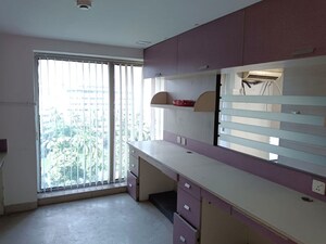 Team Area in  Office Space at Elgin – for Sale