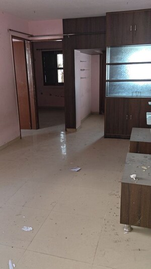 Room in  Apartment at Ranchhod Nagar – for Sale