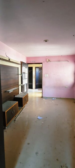 Room in  Apartment at Ranchhod Nagar – for Sale