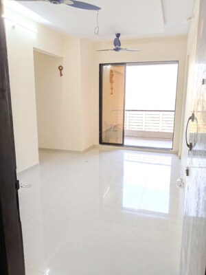 Room in 2 BHK Apartment at Shreeji Dattakrupa, Khadakpada – for Sale
