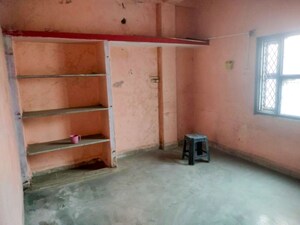 Room in  Independent House at Lakshman Nagar – for Sale