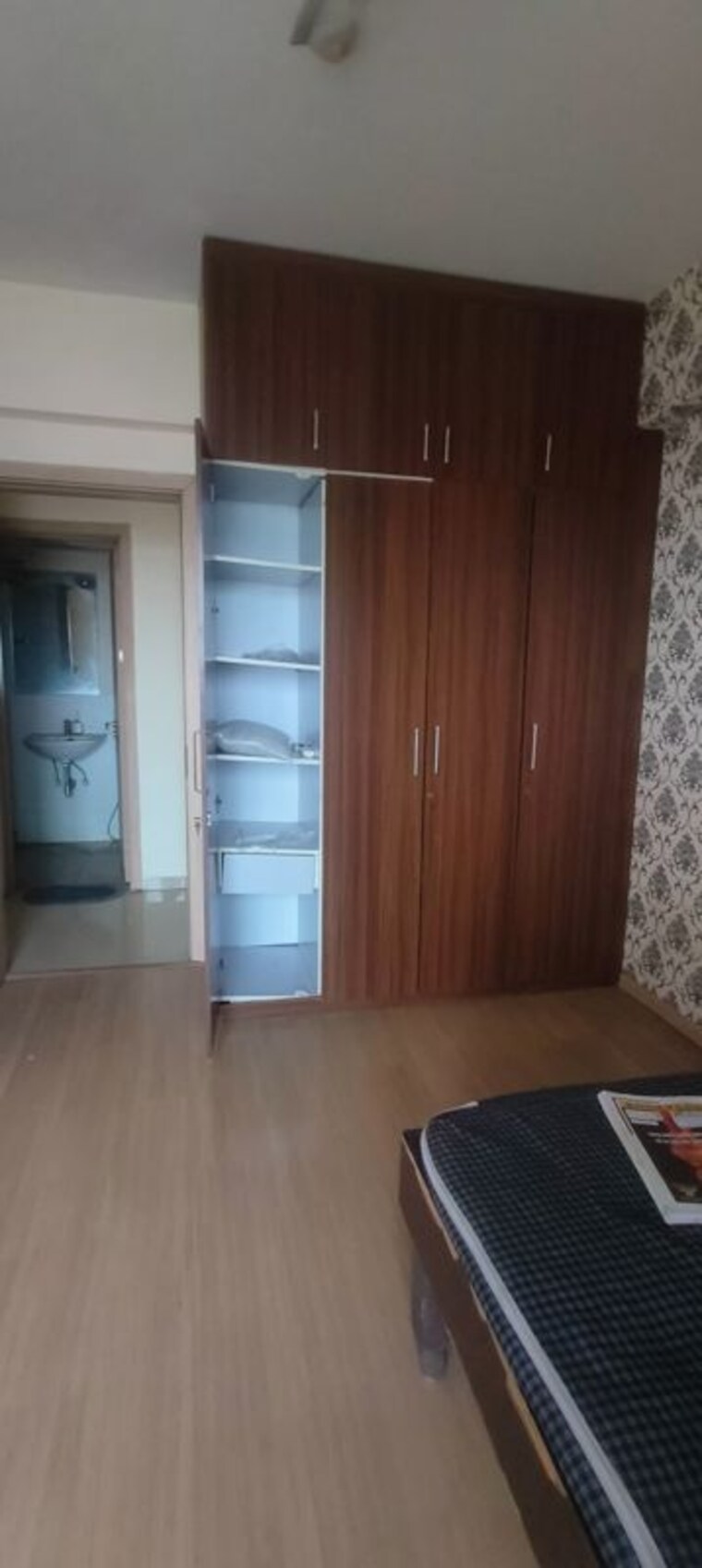 Room, signature-global-city-92 2 Bedroom 960 Sq.Ft. Apartment In Sector 92 Gurgaon 10368632