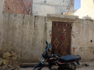 Living Room in  Independent House at Shahdara – for Sale
