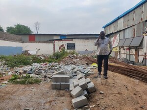  Shop – Exterior View View at Bahadurpura - for Sale