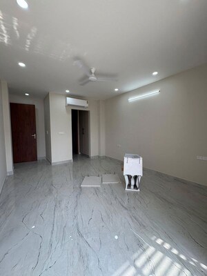 3 BHK Builder Floor For Rent in Sector 9