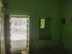 Room in  Independent House at Shahpur – for Sale