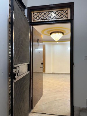 Building Lobby in 4 BHK Builder Floor at Paryavaran Complex – for Rent