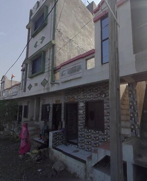 Independent House For Sale in Palsana