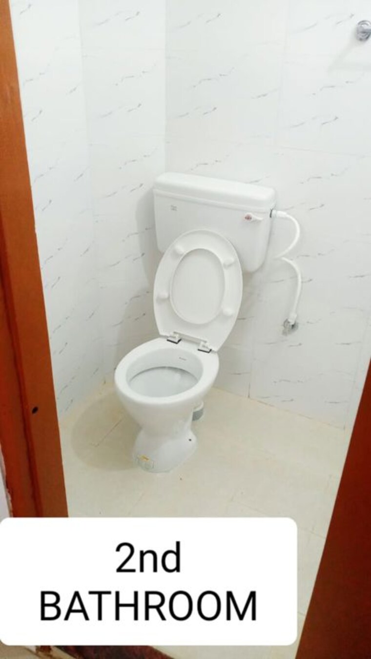 Bathroom, gomti nagar 2 Bedroom 1000 Sq.Ft. Builder Floor In Gomti Nagar Lucknow 10368996