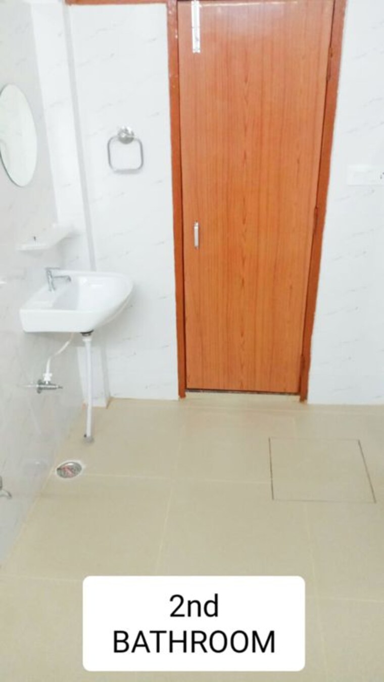 Bathroom, gomti nagar 2 Bedroom 1000 Sq.Ft. Builder Floor In Gomti Nagar Lucknow 10368996