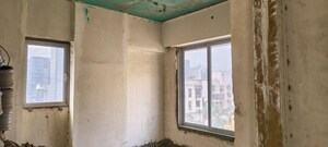 Room in  Apartment at Khar West – for Sale