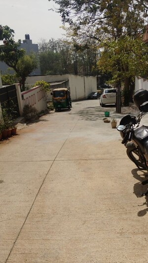 Parking in  Independent House at Veerabhadra Nagar – for Sale