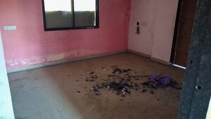 Room in  Apartment at Majrewadi – for Sale