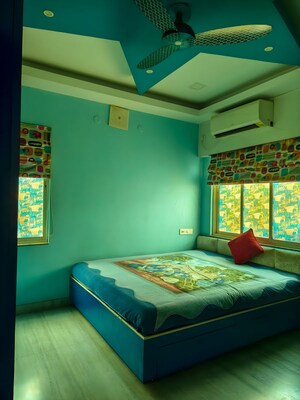 Bedroom in  Apartment at Tollygunge – for Sale