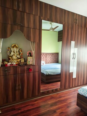 Bedroom in  Apartment at Tollygunge – for Sale