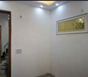 Room in 6 BHK Independent House at Sector 15 – for Sale