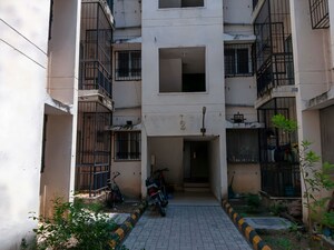  Apartment For Sale in Hingna