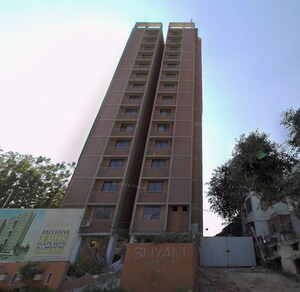  Apartment For Sale in New Vadaj