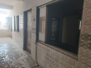 Room in  Apartment at Palsana – for Sale