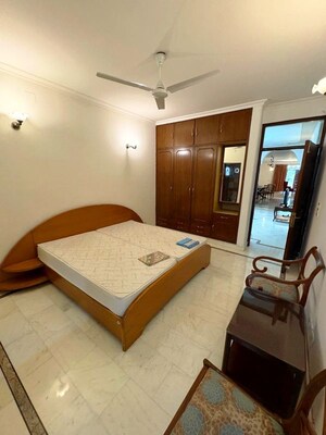 Master Bedroom in 3 BHK Builder Floor at Greater Kailash I – for Rent