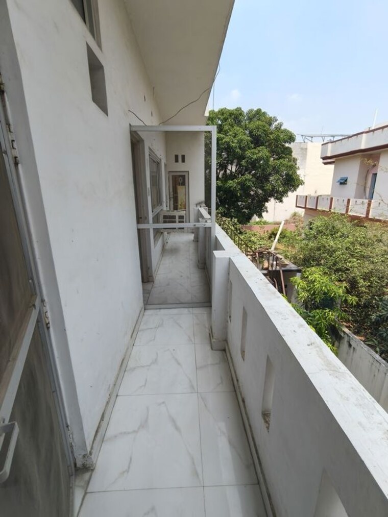 Balcony, kamta 2 Bedroom 1650 Sq.Ft. Independent House In Kamta Lucknow 10369970