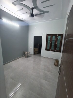 2 BHK Independent House For Rent in Kamta