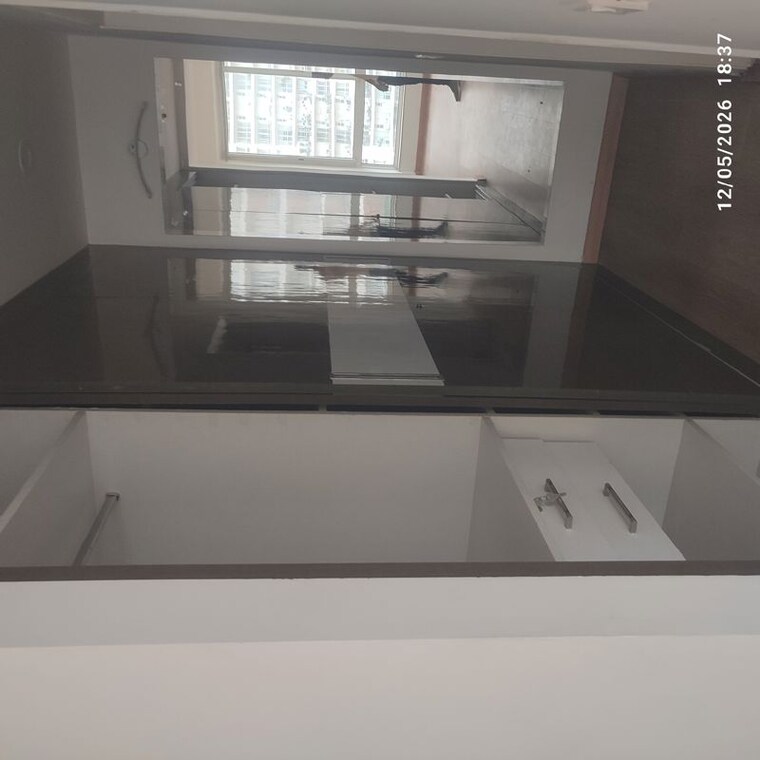 Kitchen, pioneer-park-presidia 4 Bedroom 2995 Sq.Ft. Apartment In Sector 62 Gurgaon 10369991