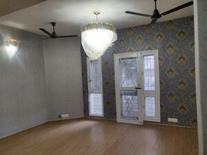 Room in 2 BHK Apartment at Logix Blossom County, Sector 137 – for Rent