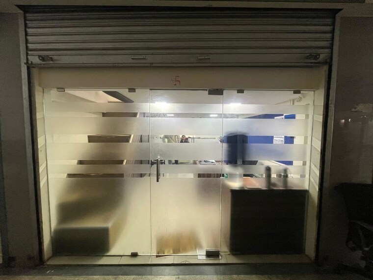 Living Room, shiv-shakti-industrial-estate-lower-parel Commercial Office Space 800 Sq.Ft. In Lower Parel Mumbai 10370009